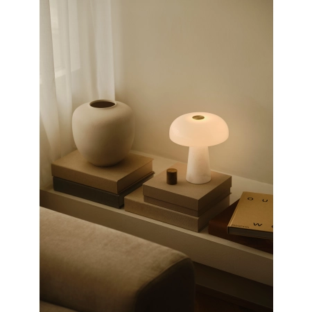 Lampa stołowa marmurowa podstawa i biały klosz Glossy NO2520015001 - Design for The People
